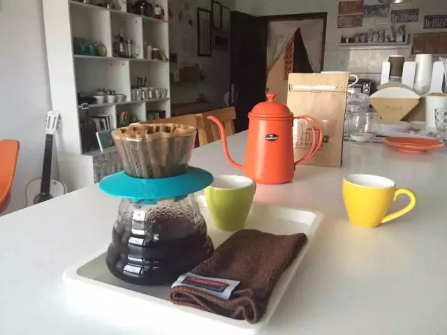 http://7xo6kd.com1.z0.glb.clouddn.com/upload-ueditor-image-20161127-1480176748429003764.jpg