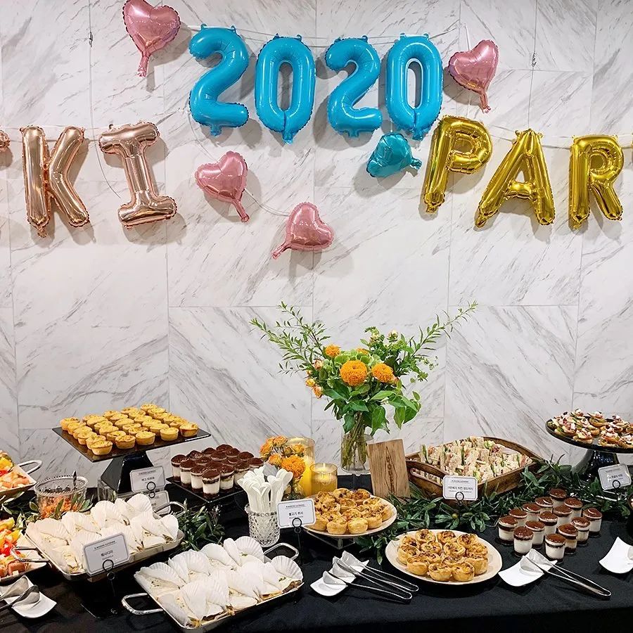 D. Queens Catering (145).jpg