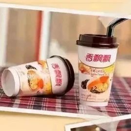 奶茶杯還在繞著地球轉，可奶茶卻賣不動了