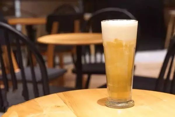 觀察：在二三線城市自創(chuàng)茶飲品牌，做火的機(jī)會(huì)有多大？