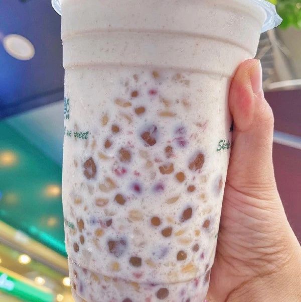 現(xiàn)在的奶茶，怎么越來越像一杯八寶粥？