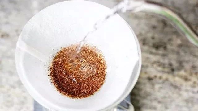 為什么開封的咖啡豆不宜存放太久？