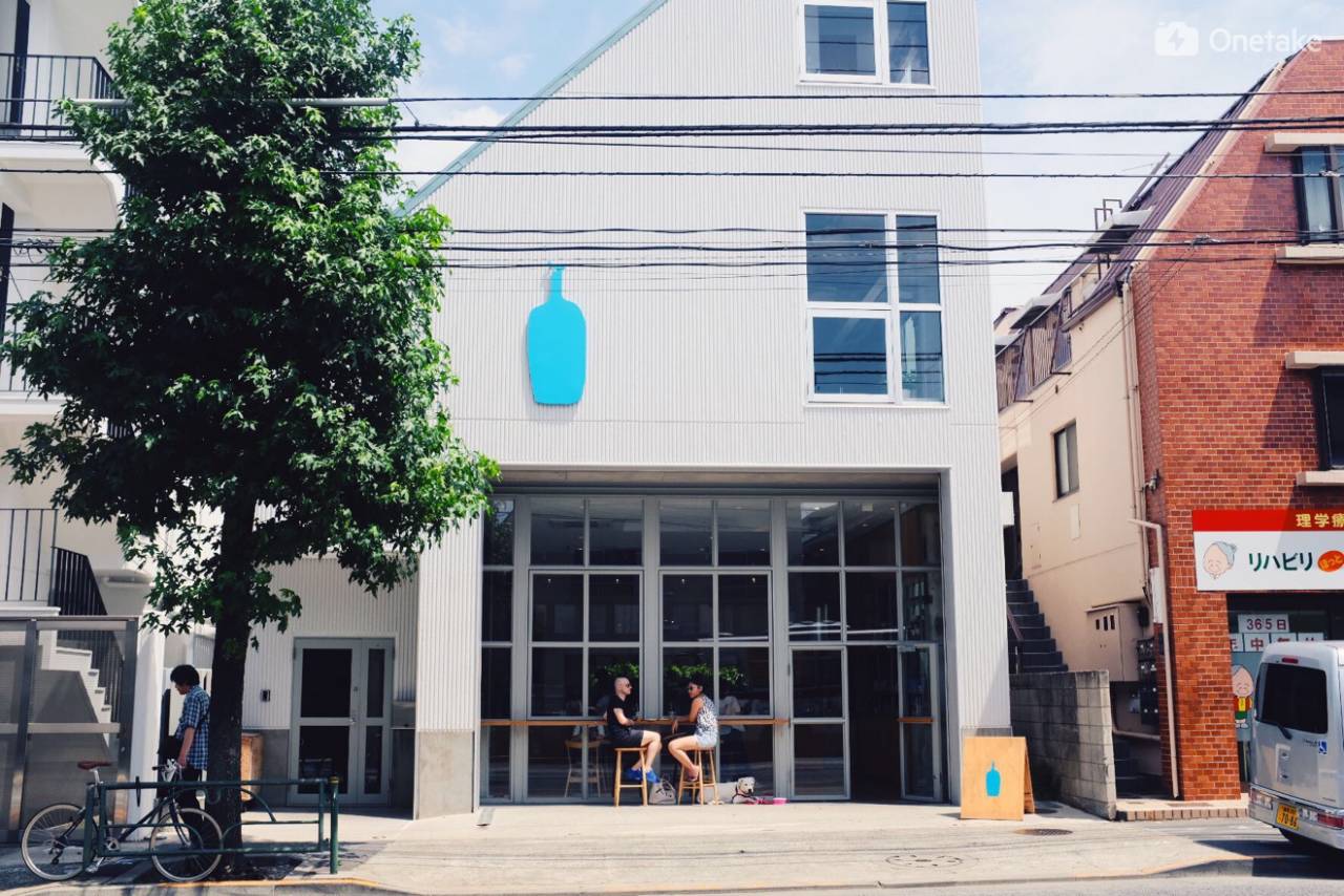 逛完日本的 家Blue bottle，我明白了它抗衡星巴克的秘密 | 咖門探訪日本（）