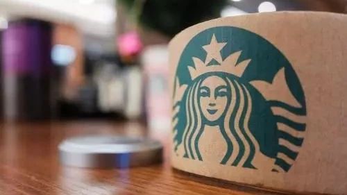 星巴克離職伙伴吐槽刷爆留言板 ，都可以寫成一部宮斗劇了 ！