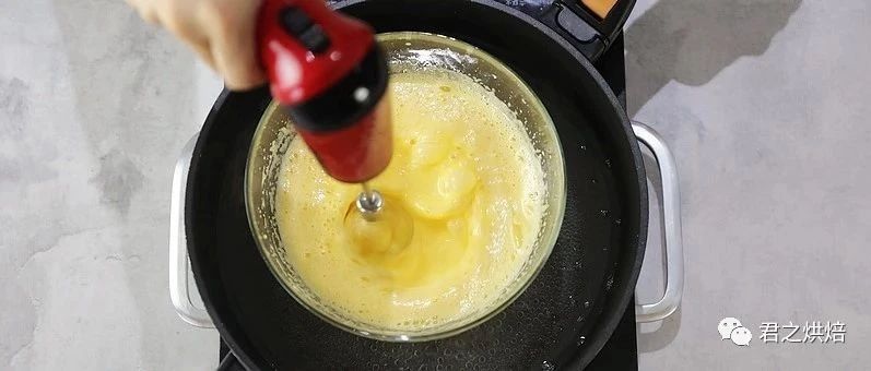 “這個食譜里的雞蛋好像是生的啊？能吃嗎？”