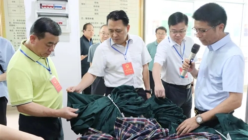 梧州市十五屆人大代表（岑溪團）蒞臨百裕集團開展專題調研